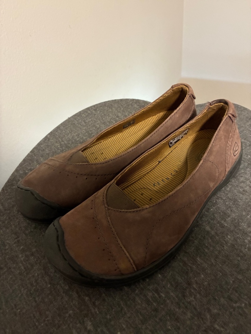 Keen Women's Brown Slip-On Casual Flats - Picture 5 of 9